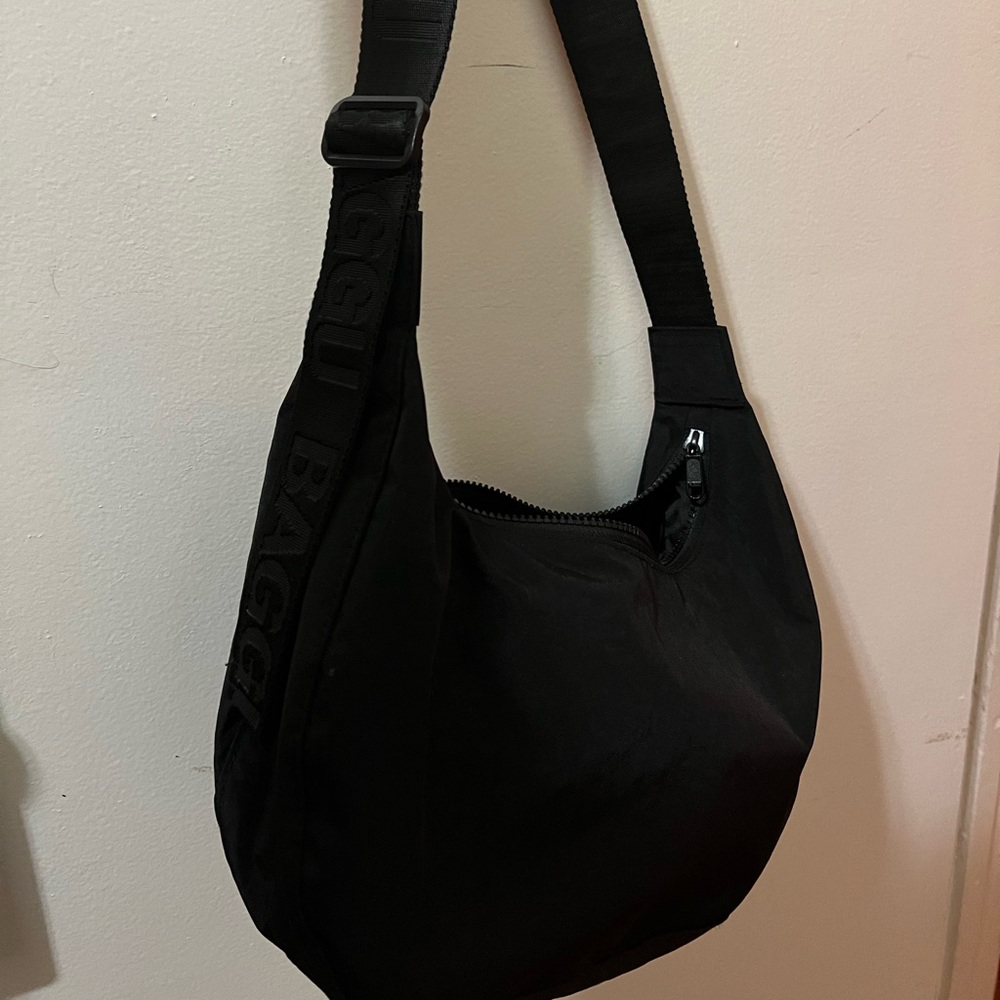 Baggu Medium Nylon Crescent Bag
